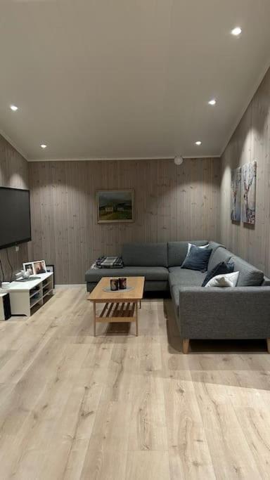Mountainside Lodge - Breivikeidet Tromsø Eksteriør bilde
